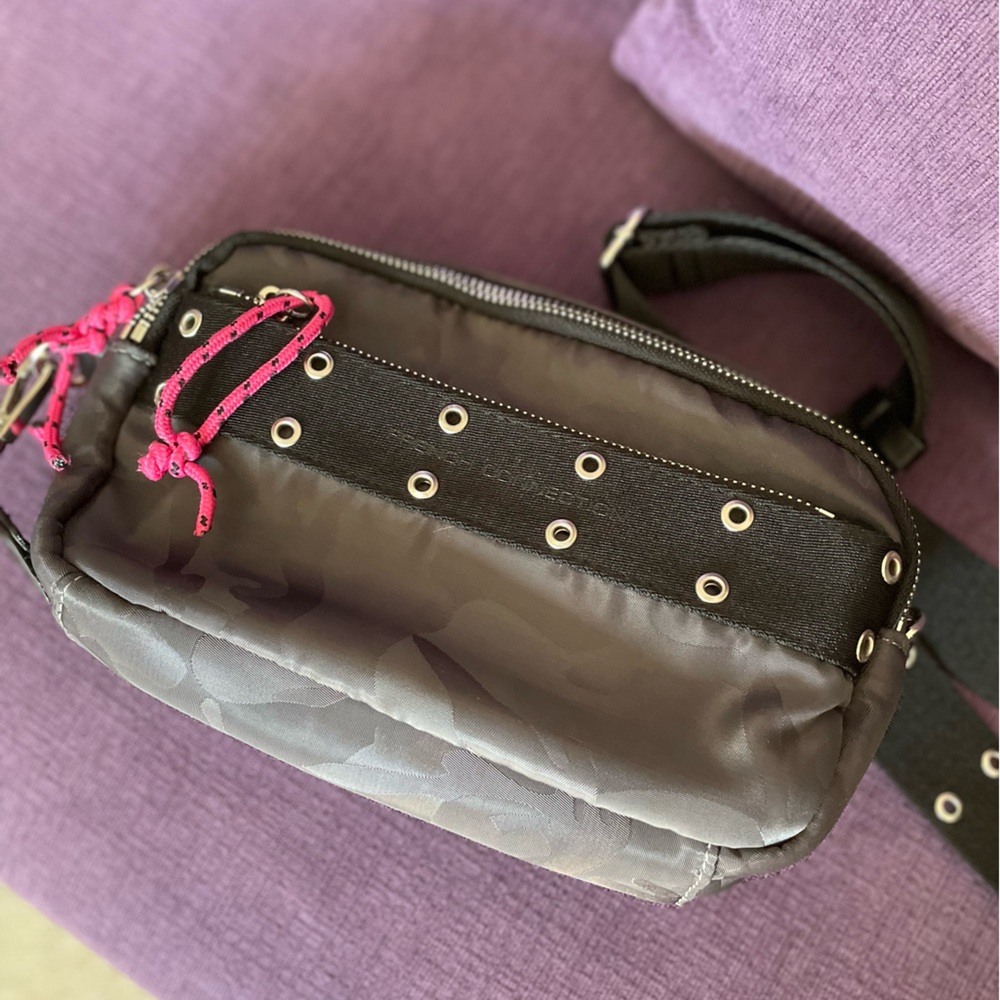 French Connection Cross Body Mini Bag Dark Grey with Camo Print & Pink ties - Picture 6 of 8